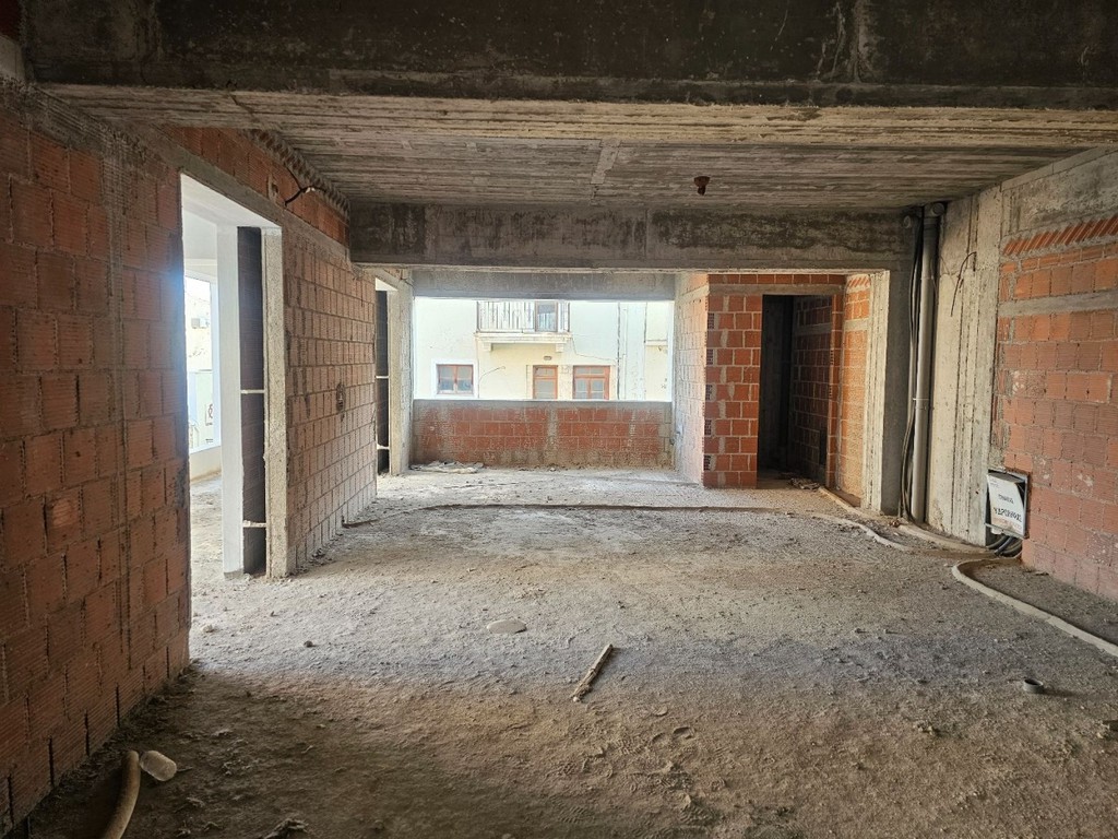 Κτίριο 307 τ.μ. πρός πώληση, Ν. Ρεθύμνου, Ρέθυμνο