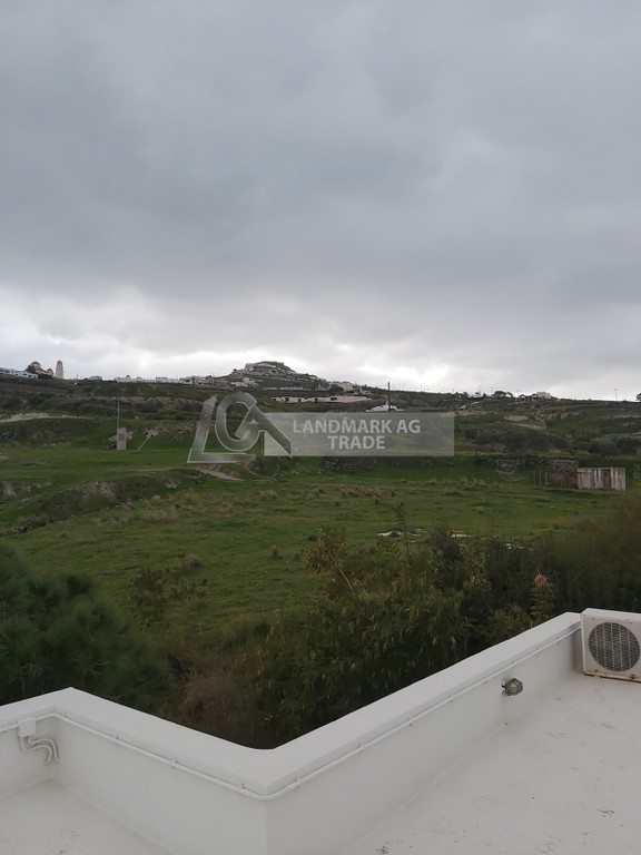 Μονοκατοικία 968 τ.μ. προς πώληση, Θήρα