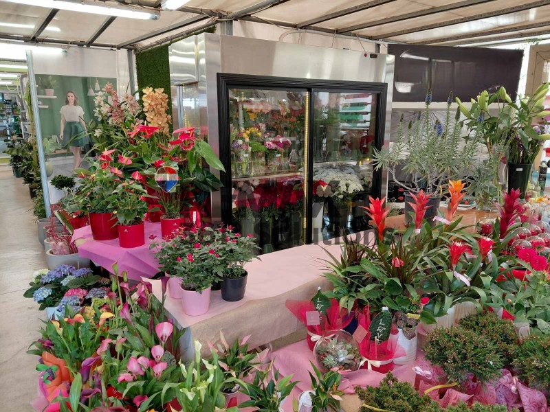 Επιχείρηση 1.700 τ.μ. πρός πώληση, Αθήνα - Ανατολικά Προάστια, Γέρακας