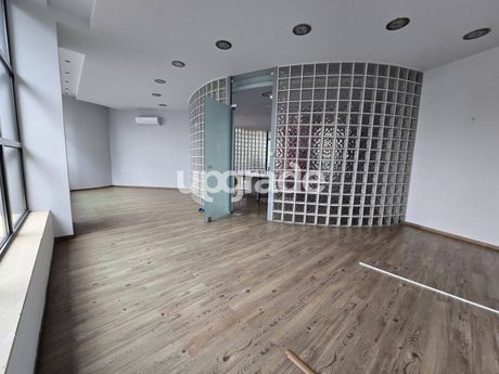 Επιχειρηματικό κτίριο 430 τ.μ. πρός ενοικίαση