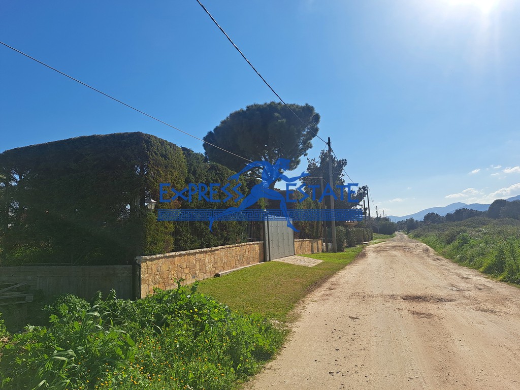 Οικόπεδο 860 τ.μ. πρός πώληση, Αθήνα - Ανατολικά Προάστια, Μαραθώνας