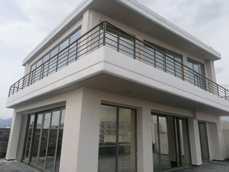 Μεζονέτα 243 τ.μ. προς πώληση