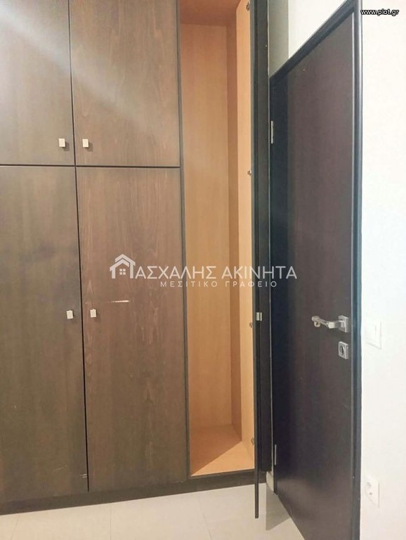 Studio / γκαρσονιέρα 25 τ.μ. προς ενοικίαση, Λοφούπολη