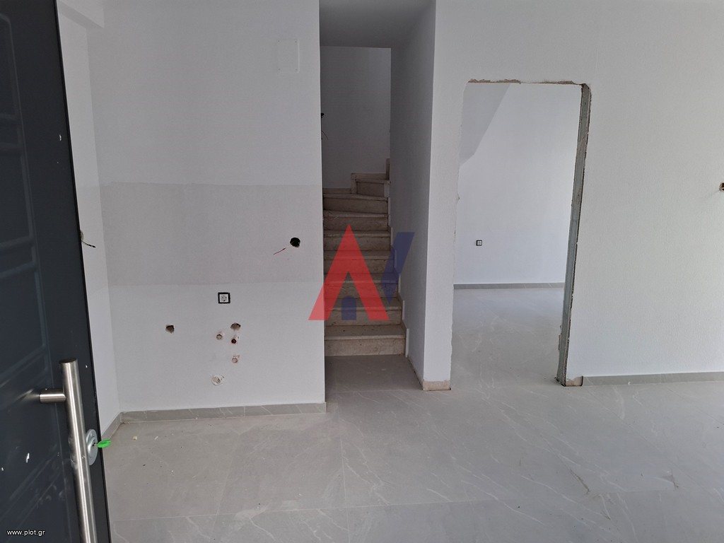 Μεζονέτα 73 τ.μ. προς πώληση, Παραλία Νικήτης