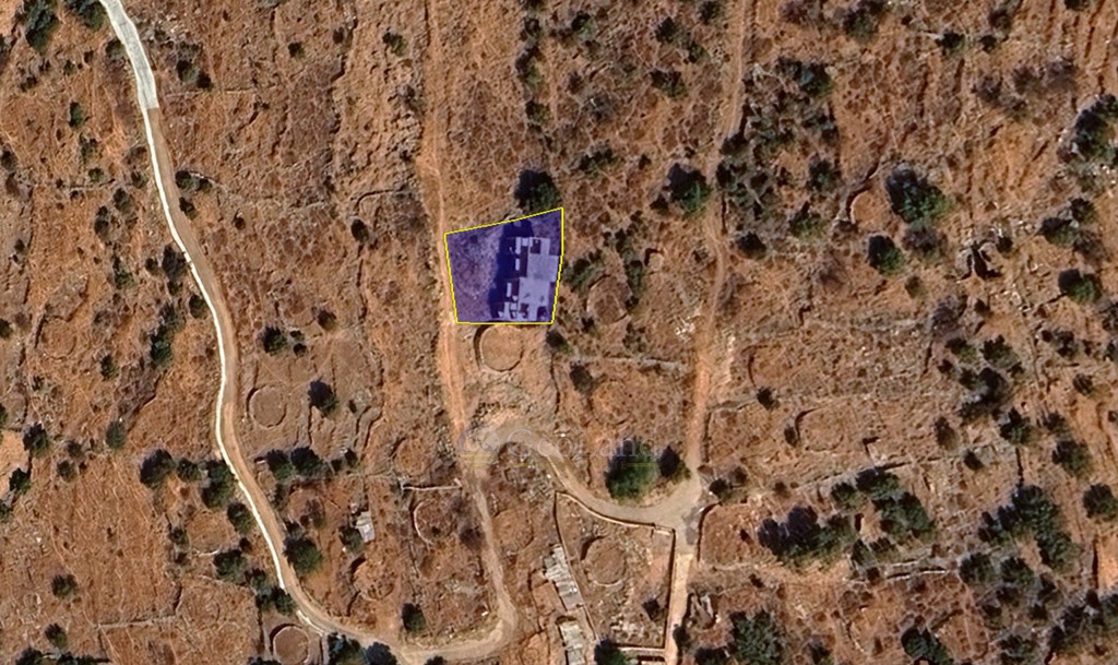 Συγκρότημα διαμερισμάτων 311 τ.μ. προς πώληση, Νομιτσής