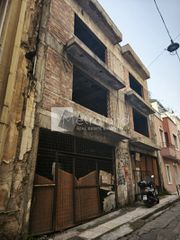 Building 643 sqm for sale