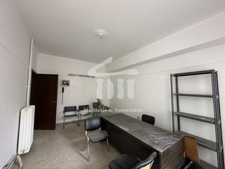 Γραφείο 18 τ.μ. προς πώληση, Κέντρο Πειραιά-thumb-2