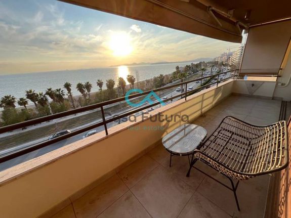 Apartment 187 sqm for rent, Athens - South, Palaio Faliro