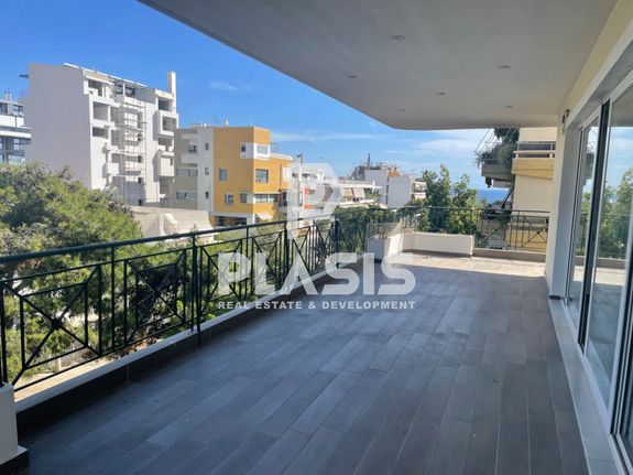 Apartment 165 sqm for rent, Athens - South, Glyfada
