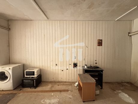 Store 68 sqm for rent