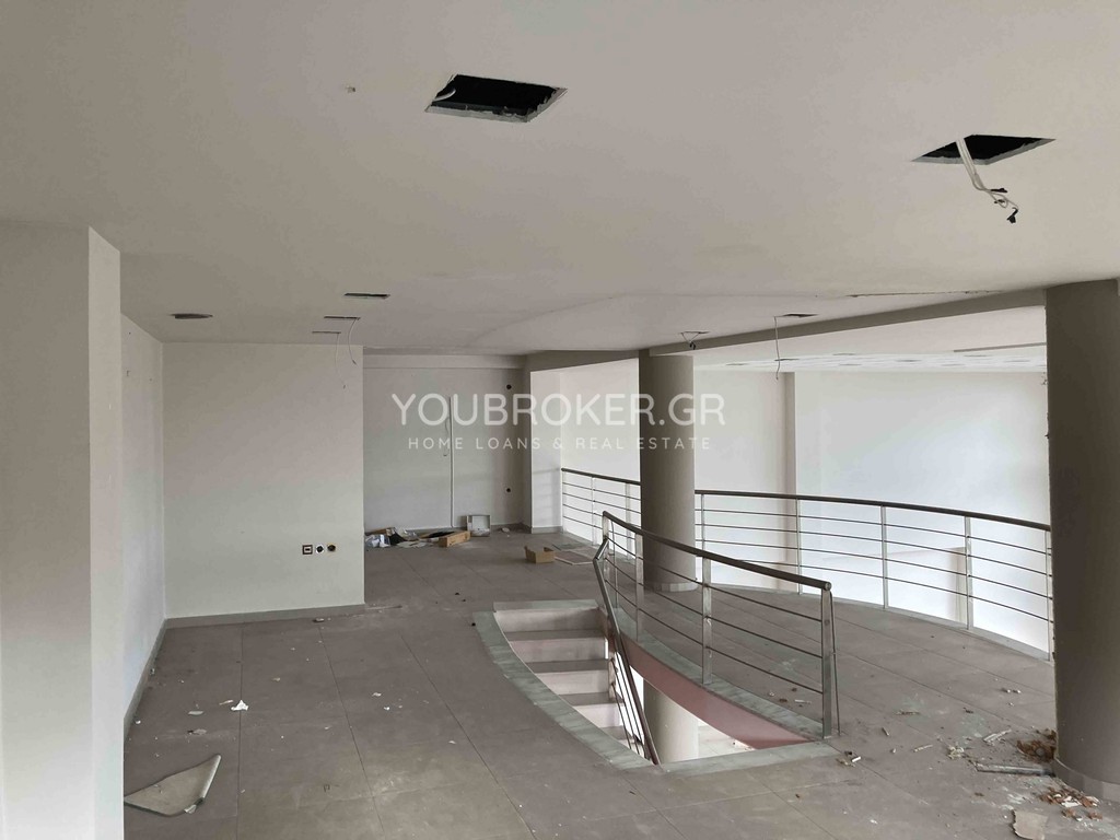 Επιχειρηματικό κτίριο 830 τ.μ. πρός ενοικίαση, Μαγνησία, Βόλος