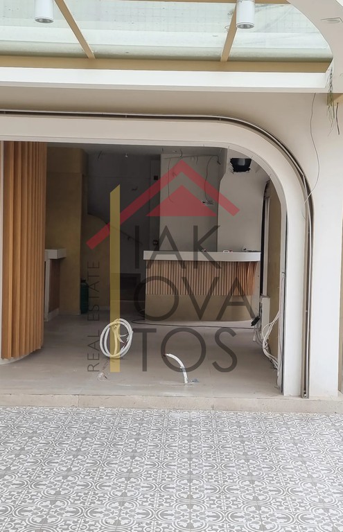 Κατάστημα 126 τ.μ. προς ενοικίαση, Κάτω Γλυφάδα