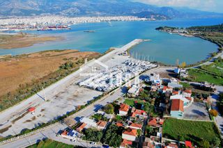 Συγκρότημα διαμερισμάτων 200 τ.μ. για πώληση