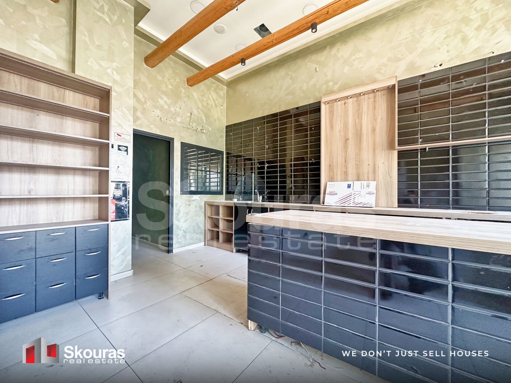 Store 64 sqm for rent, Messinia, Kalamata