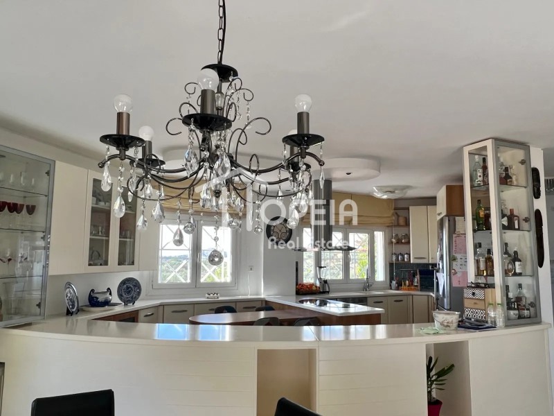 Μεζονέτα 270 τ.μ. πρός ενοικίαση, Αθήνα - Ανατολικά Προάστια, Κορωπί