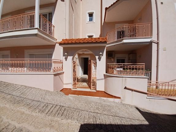 Maisonette 272 sqm for sale, Kefallinia Prefecture, Kefalonia