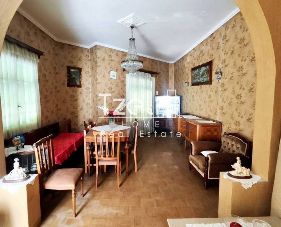 Κτίριο 240 τ.μ. προς πώληση, Αγία Σοφία Πειραιά
