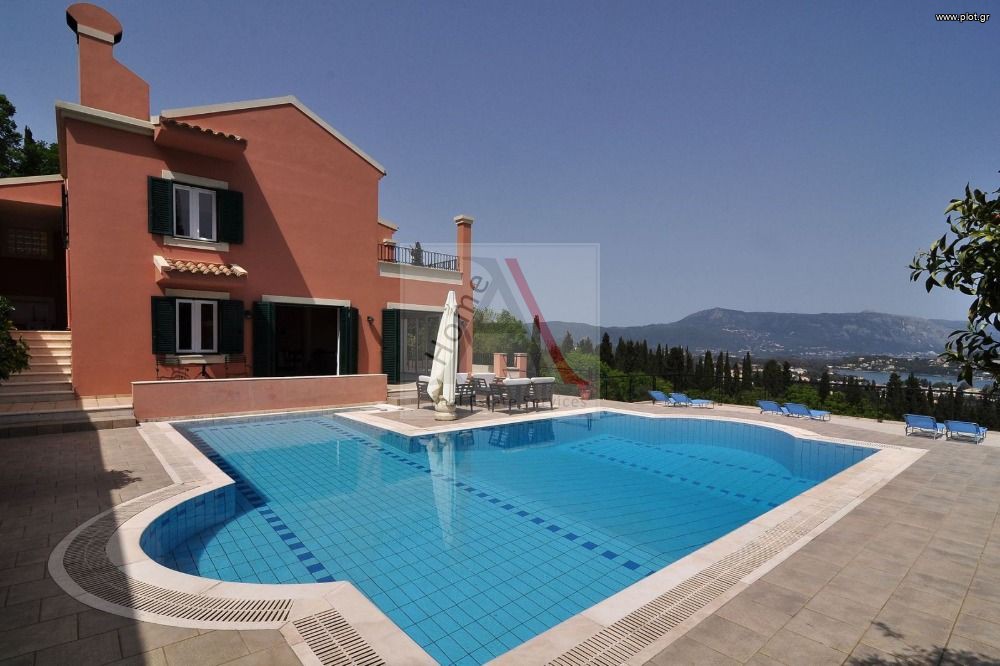 Βίλλα 650 τ.μ. πρός πώληση, Ν. Κέρκυρας, Κέρκυρα