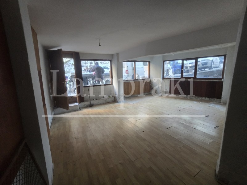 Κατάστημα 280 τ.μ. προς πώληση, Άγιος Παύλος Θεσσαλονίκης