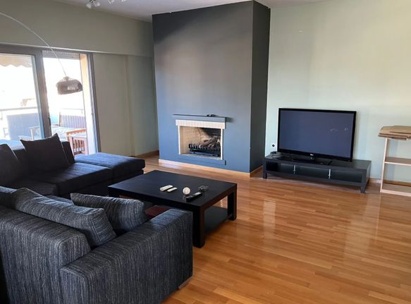 Apartment 120 sqm for rent, Athens - South, Alimos