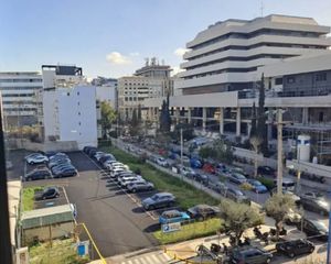 Επιχειρηματικό κτίριο 1.300 τ.μ. για πώληση
