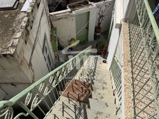 Μονοκατοικία 240 τ.μ. για πώληση, Πειραιάς, Αγία Σοφία-thumb-8