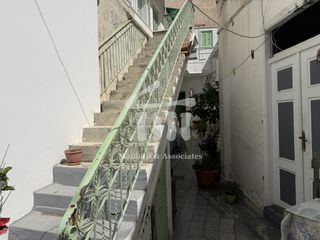 Μονοκατοικία 240 τ.μ. για πώληση, Πειραιάς, Αγία Σοφία-thumb-7