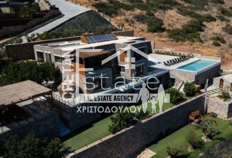 Villa 800 sqm for sale