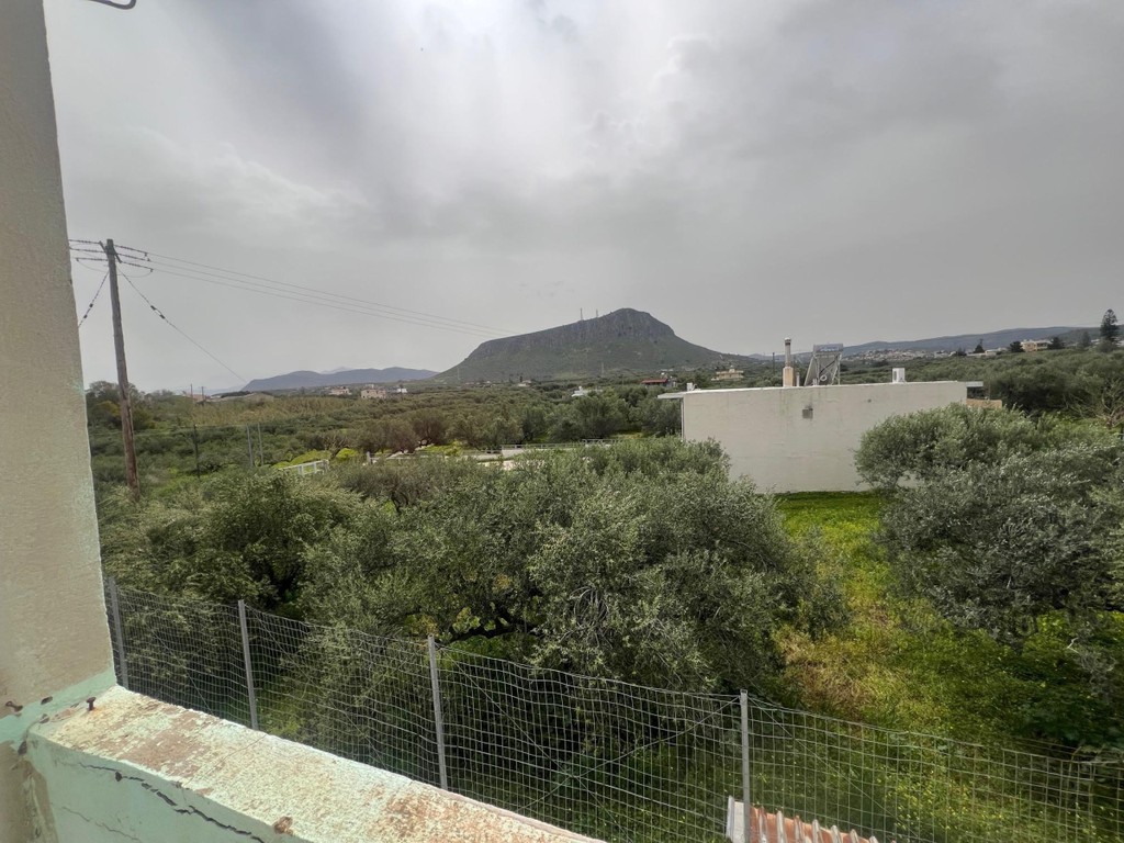 Επιχείρηση 800 τ.μ. προς πώληση, Ν. Ηρακλείου, Γούβες