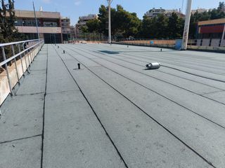 ΖΗΤΕΙΤΑΙ ΕΝΑΣ ΒΟΗΘΟΣ ΤΕΧΝΙΤΗ ΚΑΙ ΕΝΑΣ ΤΕΧΝΙΤΗΣ