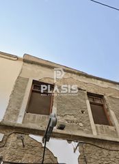 Business bulding 1.100 sqm for sale