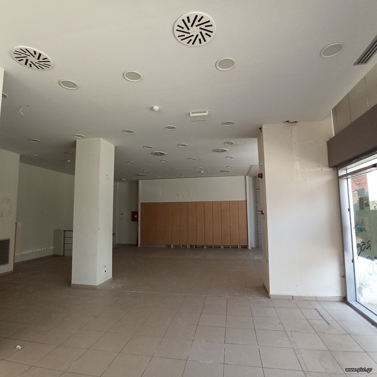 Κατάστημα 250 τ.μ. προς ενοικίαση, Κέντρο Πετρούπολης