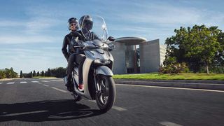 Honda SH 125i 2023-thumb-1