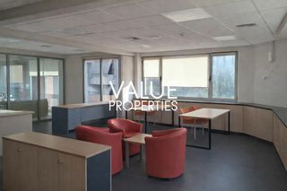 Office 130 sqm for rent