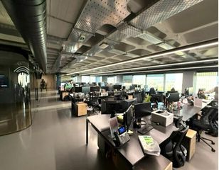 Γραφείο 325 τ.μ. για ενοικίαση