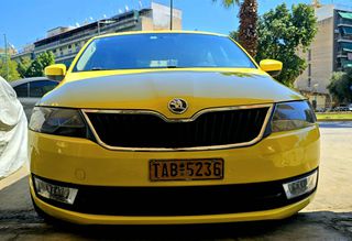 Skoda Rapid 2015-thumb-2