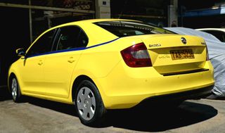 Skoda Rapid 2015-thumb-3