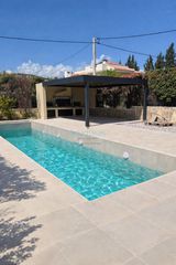 Βίλλα 350 τ.μ. για ενοικίαση