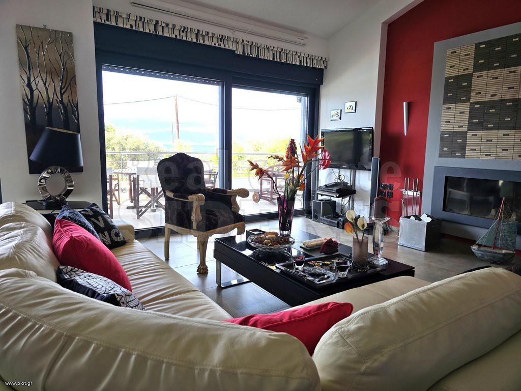 Βίλλα 276 τ.μ. πρός πώληση, Κορινθία, Λουτράκι-Περαχώρα