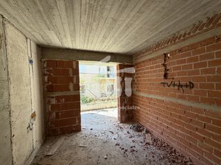 Διαμέρισμα 77 τ.μ. για πώληση, Πειραιάς, Αγία Σοφία-thumb-4