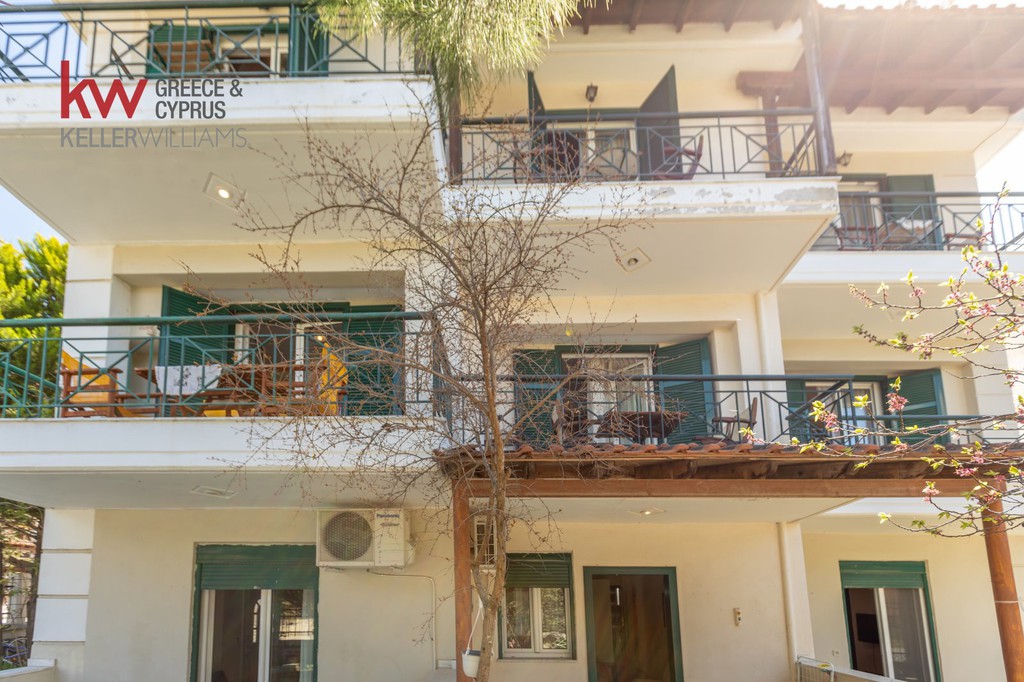 Κτίριο 315 τ.μ. προς πώληση, Νικήτη