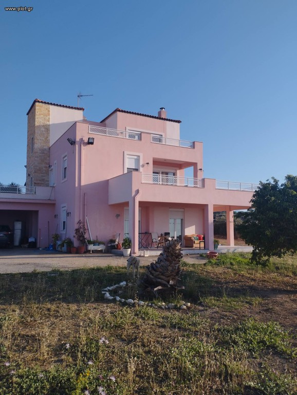 Μονοκατοικία 300 τ.μ. πρός πώληση, Ν. Ρεθύμνου, Ρέθυμνο