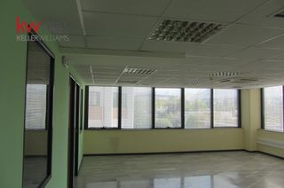 Επιχειρηματικό κτίριο 1.051 τ.μ. για πώληση