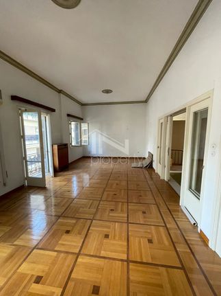 Κτίριο 878 τ.μ. για πώληση, Πειραιάς, Καστέλλα