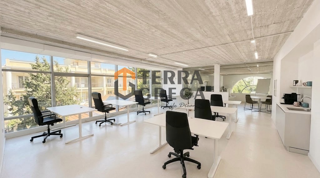 Επιχειρηματικό κτίριο 540 τ.μ. προς ενοικίαση, Κέντρο Βούλας