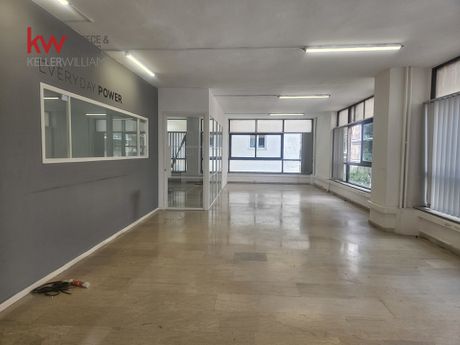 Γραφείο 130 τ.μ. προς ενοικίαση