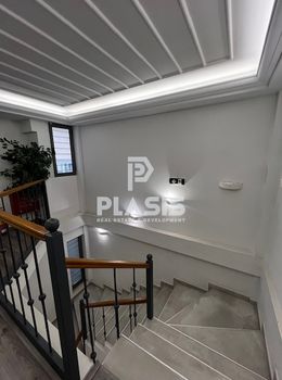 Store 365 sqm for rent