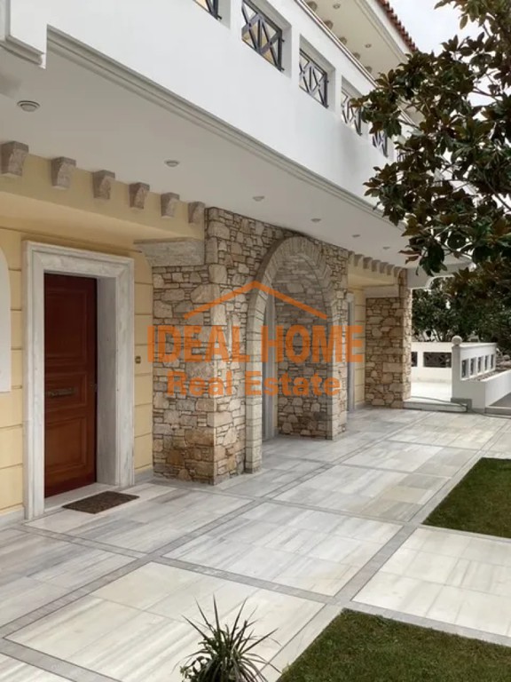 Βίλλα 335 τ.μ. προς ενοικίαση, Αθήνα - Βόρεια Προάστια, Νέα Ερυθραία