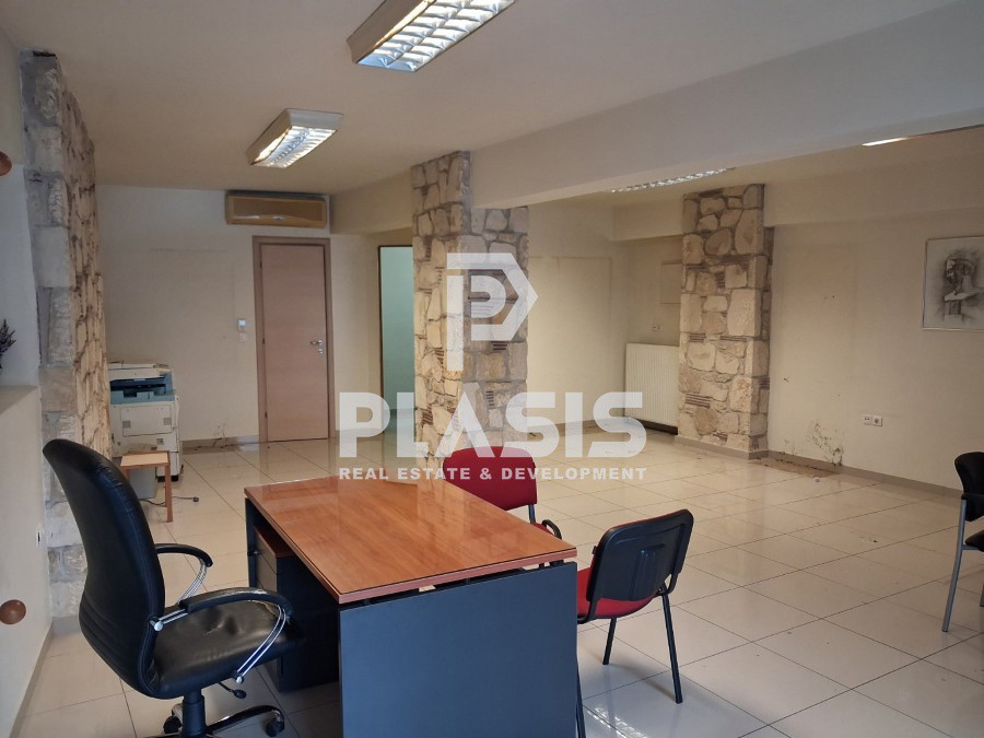 Κατάστημα 72 τ.μ. προς ενοικίαση, Χαριλάου