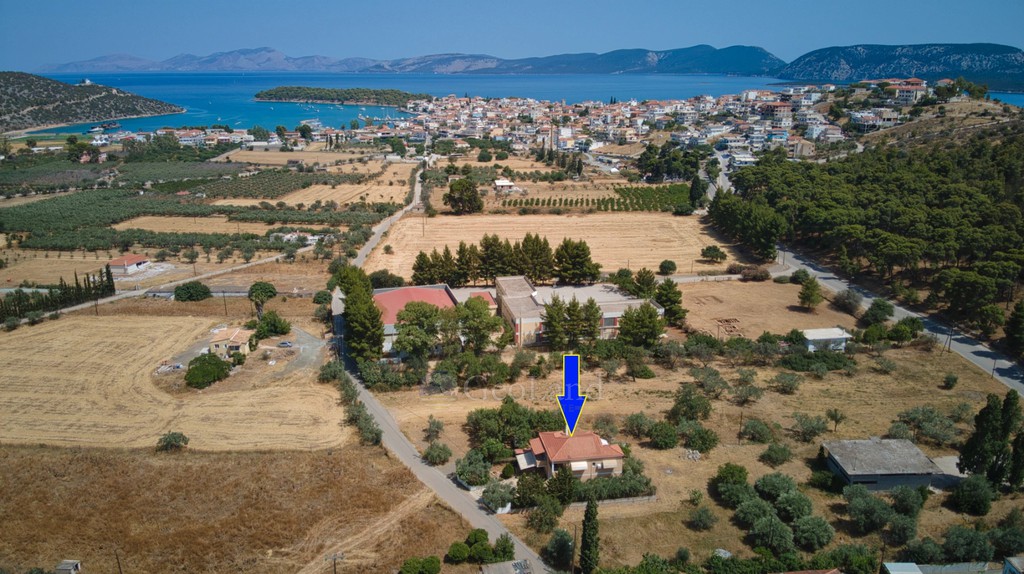 Μονοκατοικία 220 τ.μ. προς πώληση, Τσελαίικα